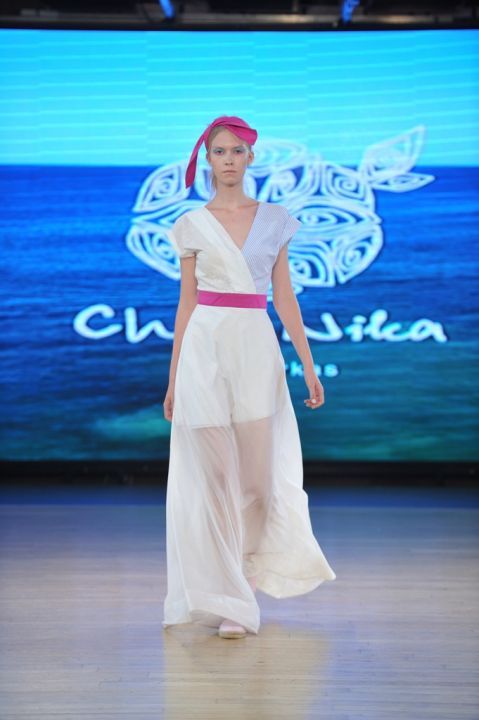 Cher-Nika-by-CherkasOdessa-Holiday-Fashion-Week-10