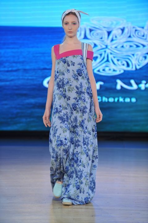 Cher-Nika-by-CherkasOdessa-Holiday-Fashion-Week-22