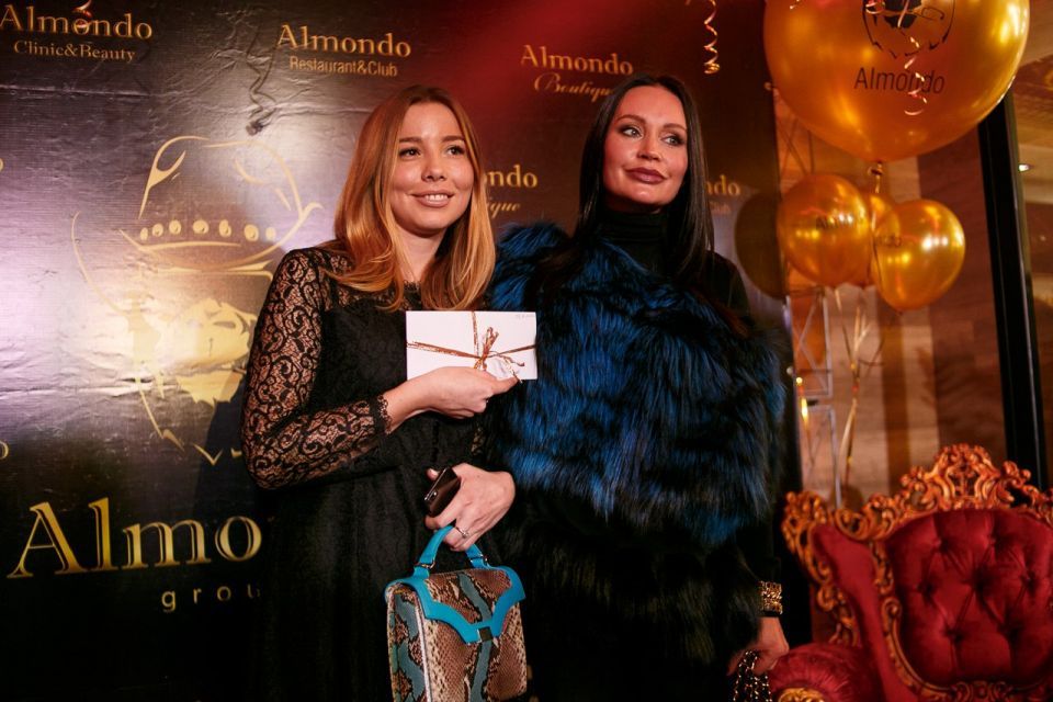 ALMONDO49