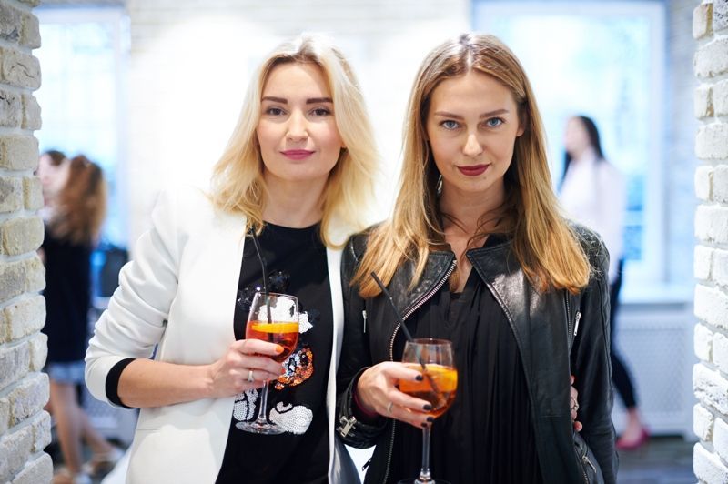 Светалана Коляда, Анна Катеринчук The-Brow-Bar5