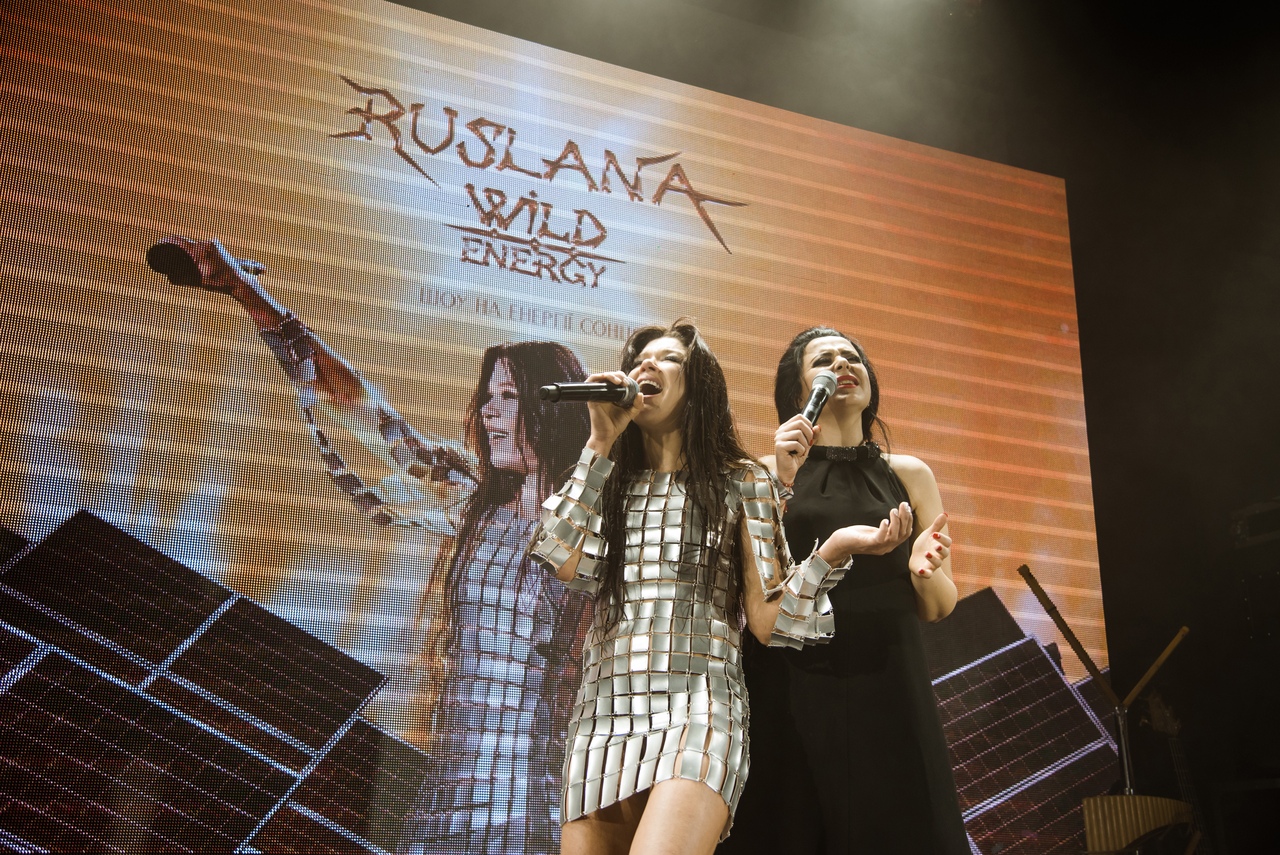 04 Ruslana ReNewYear 0004 333