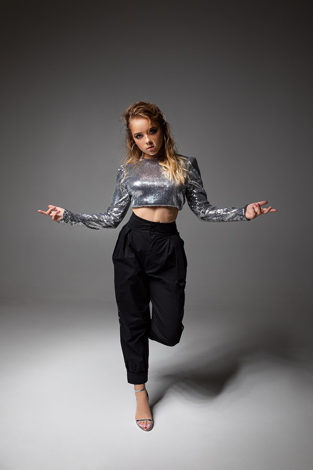 Alexandra 4